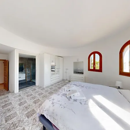 Cristopol Villa *